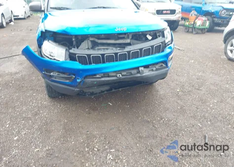 2019 Jeep Compass Trailhawk 4X4 from USA, damaged, VIN 3C4NJDDB6KT760638